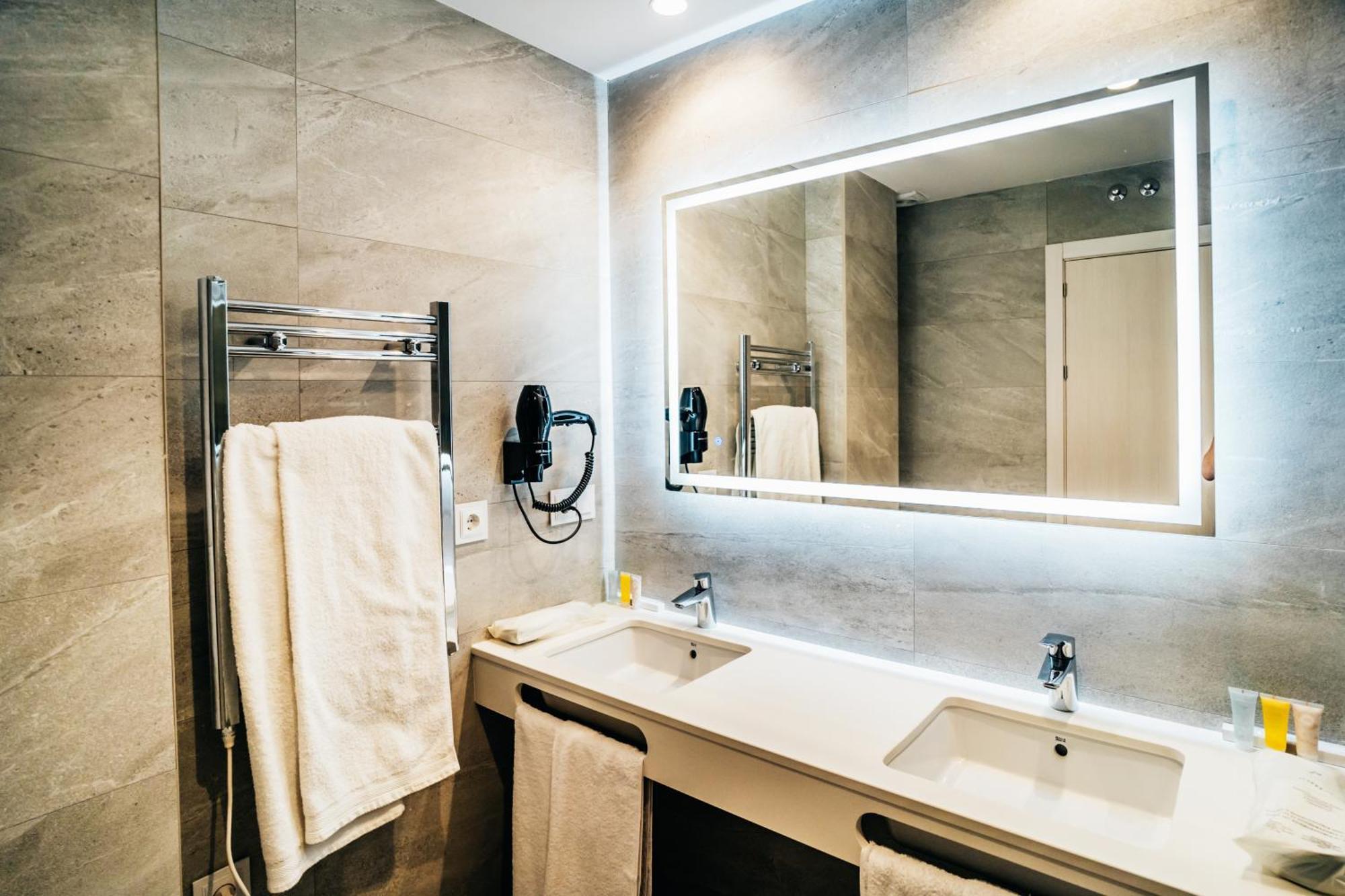 Hotel Arevalos 3*